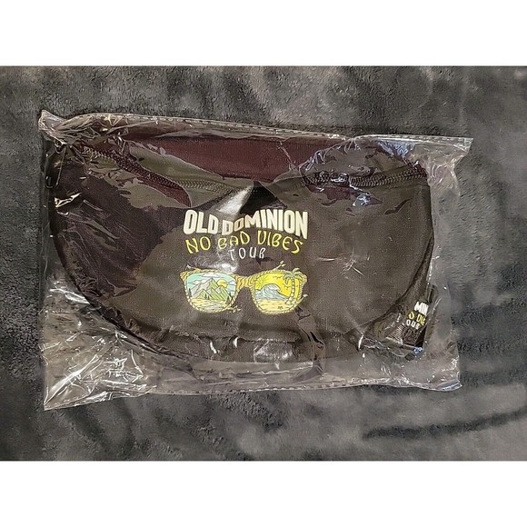 Old Dominion No Bad Vibes 2023 Tour Fanny Pack - Picture 8 of 8